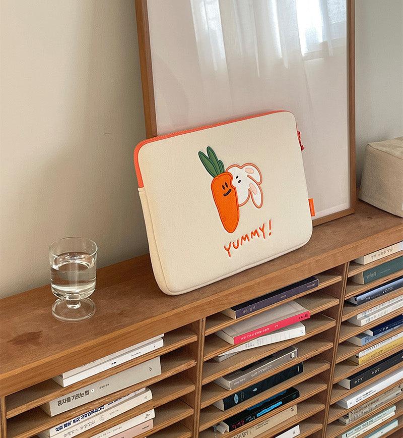 【現貨】Second Morning Yummy Rabbit Carrot iPad/Laptop Pouch 11/13/15吋 平板電腦保護套 - SOUL SIMPLE HK