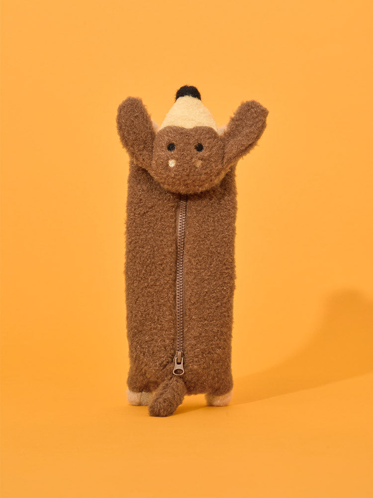 【現貨】JOGUMAN STUDIO WOODY THROW AWAY SHAPED POUCH 毛絨收納袋
