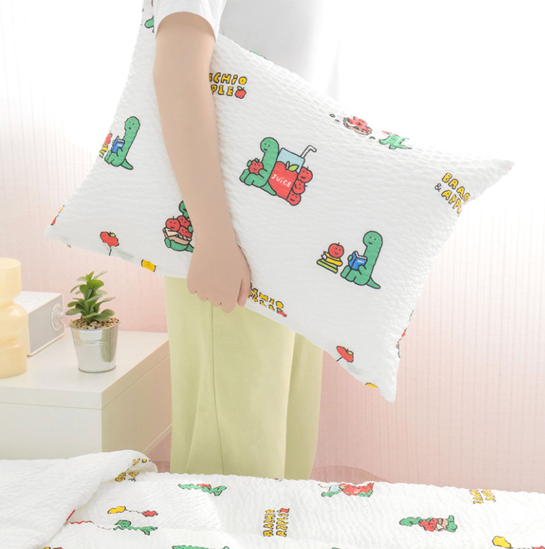 JOGUMAN x NARA HOME DECO Apple Seersucker 可拆式枕頭套裝｜40 x 60cm