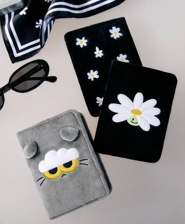 ZO&FRIENDS ZOA 第五代 Passport Cover (2款）