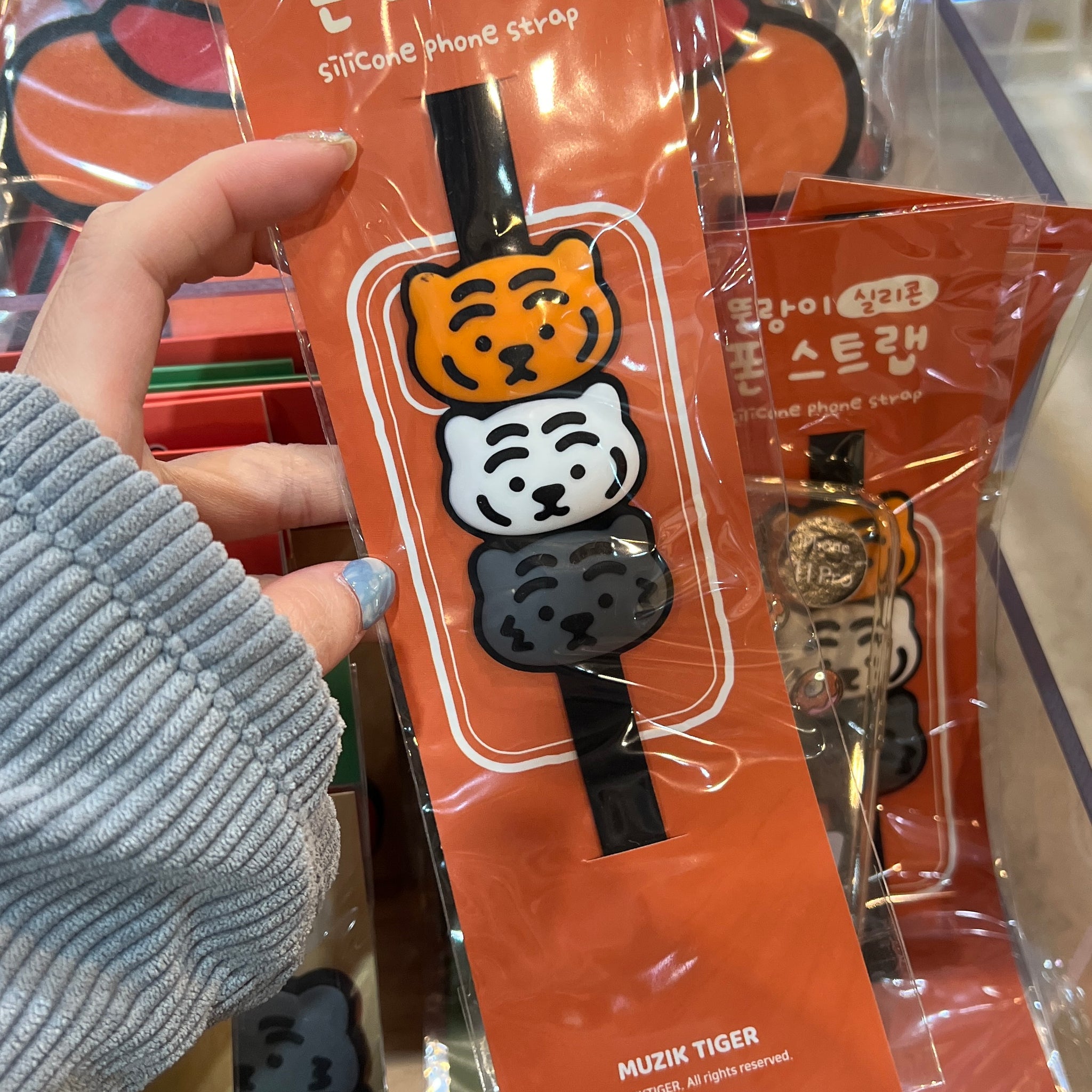【韓國連線】Muzik Tiger 3 Tigers Phone Strap 手機掛繩（2款）