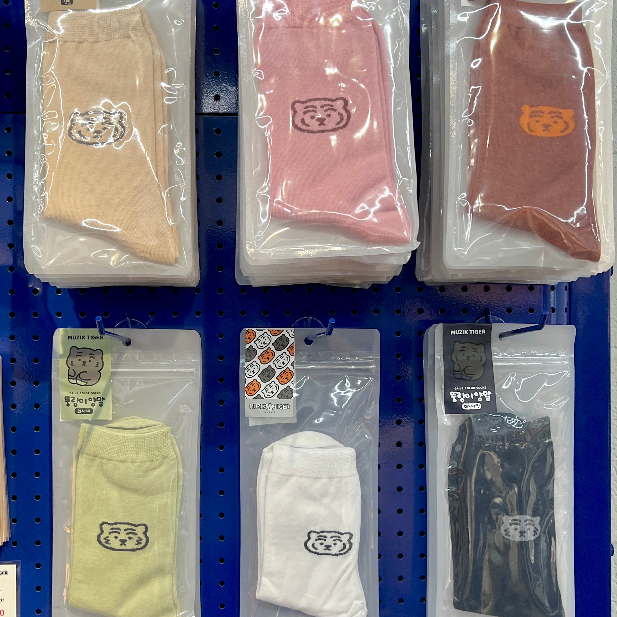 【韓國連線】Muzik Tiger Color Socks 彩色襪子（9款）