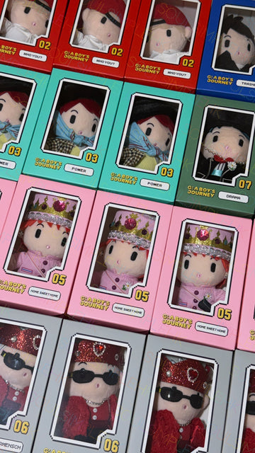 【現貨】 G-DRAGON x FAM PLUSH KEYRING 毛絨公仔鎖匙扣（8款）｜G: A BOY'S JOURNEY