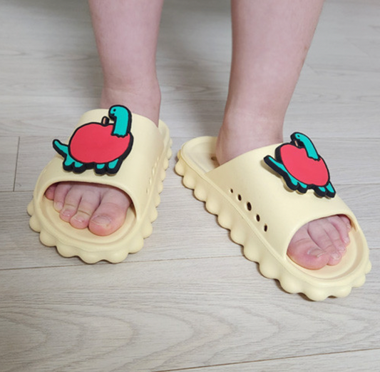 Joguman Brachio EVA Kids Bathroom Slipper 兒童浴室拖鞋 - Apple