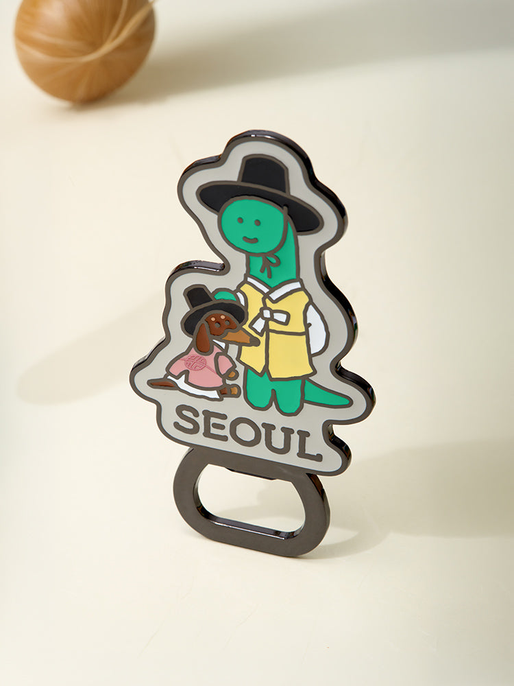 JOGUMAN SOUVENIR 磁石開瓶器金屬質感與立體邊框細節