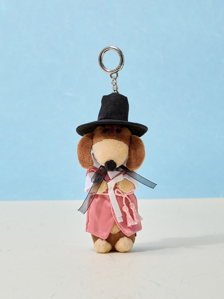 JOGUMAN SOUVENIR Plush Keyring Woody 款，粉色韓服書生公仔鑰匙扣正面