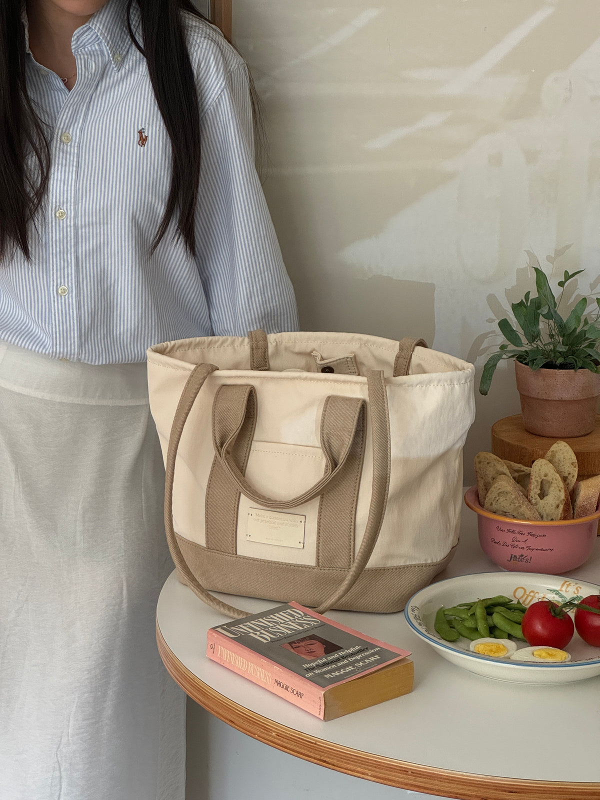 THE ALLY CHLOE BAG 韓國官方照片 look-3670