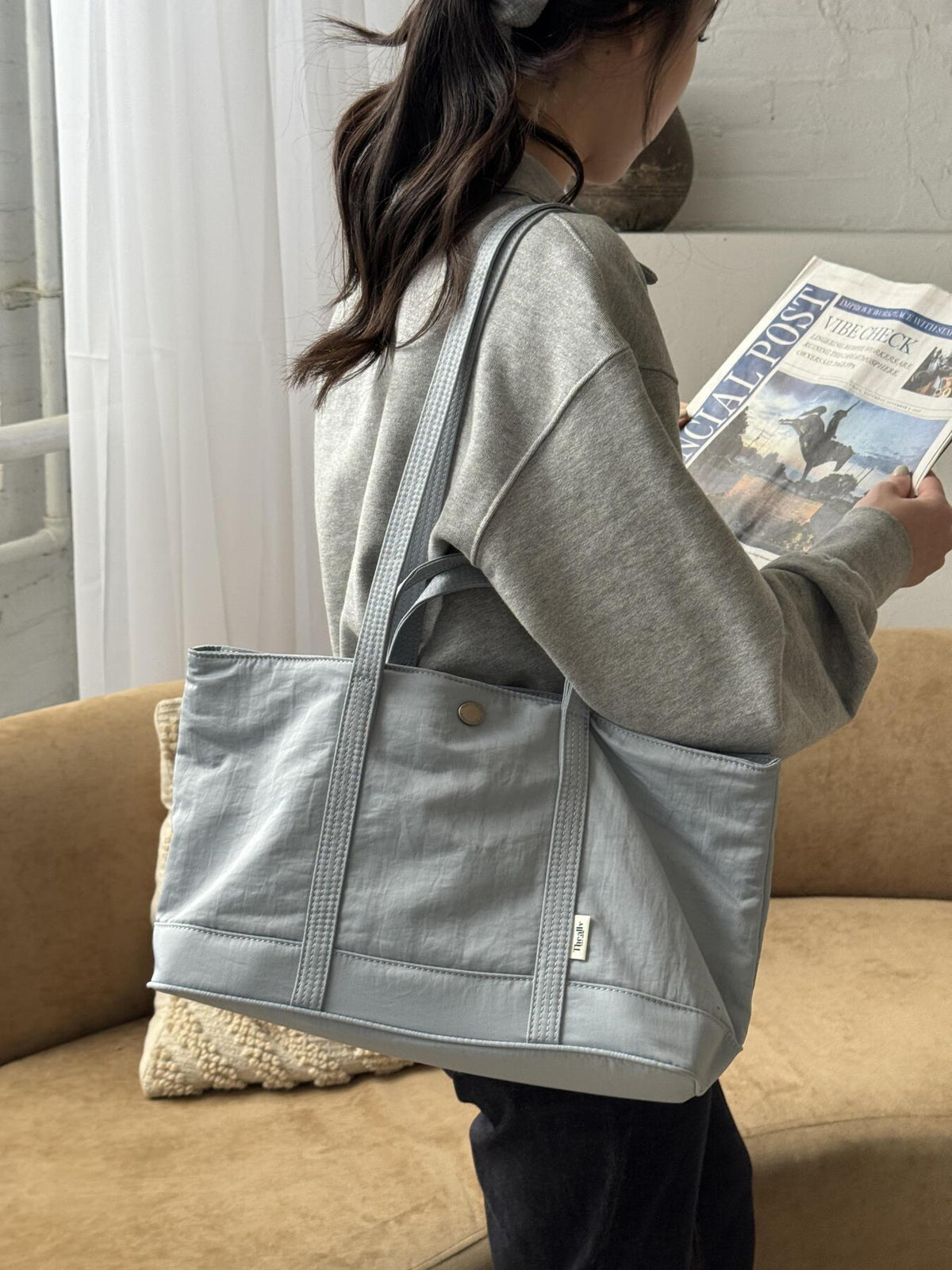 THE ALLY MOLLY PADDED BAG 韓國官方圖片 sky-blue