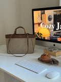 THE ALLY MONICA BAG 韓國品牌官方商品照片 brown-look-3