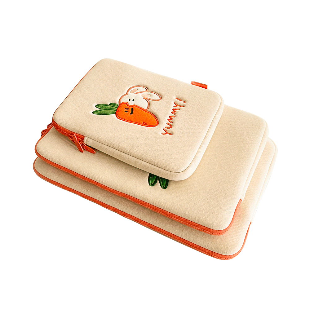 【second morning】サツマイモ HOW SWEET! iPadケース〈15inch〉 second morning】サツマイモ HOW SWEET! iPadケース〈15inch