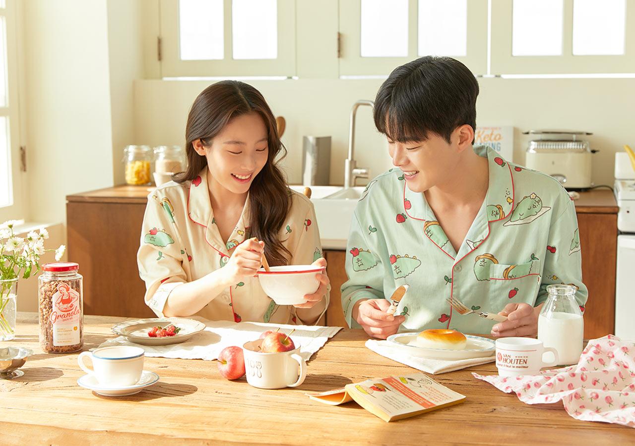 Kakao Friends Jordy Pinic Pajama 野餐睡衣（男/女裝） - SOUL SIMPLE HK