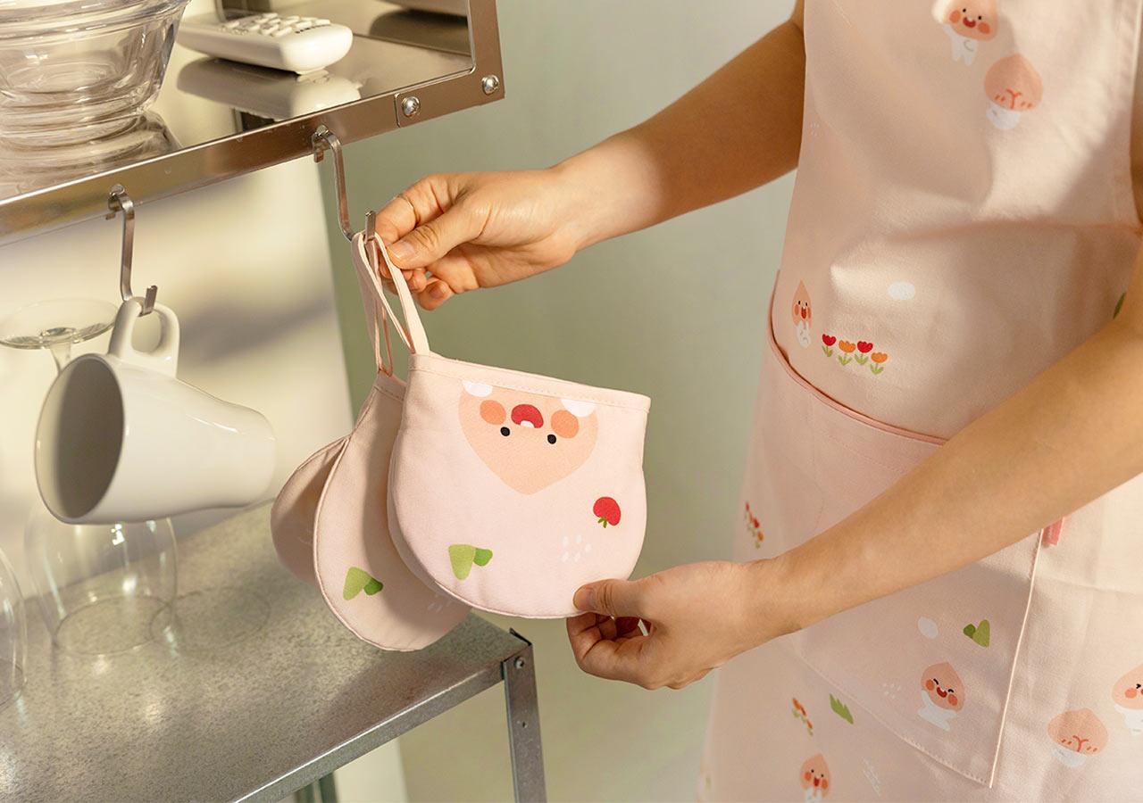 Kakao Friends April Shower Kitchen Fabric Set 圍裙&手套套裝 - SOUL SIMPLE HK