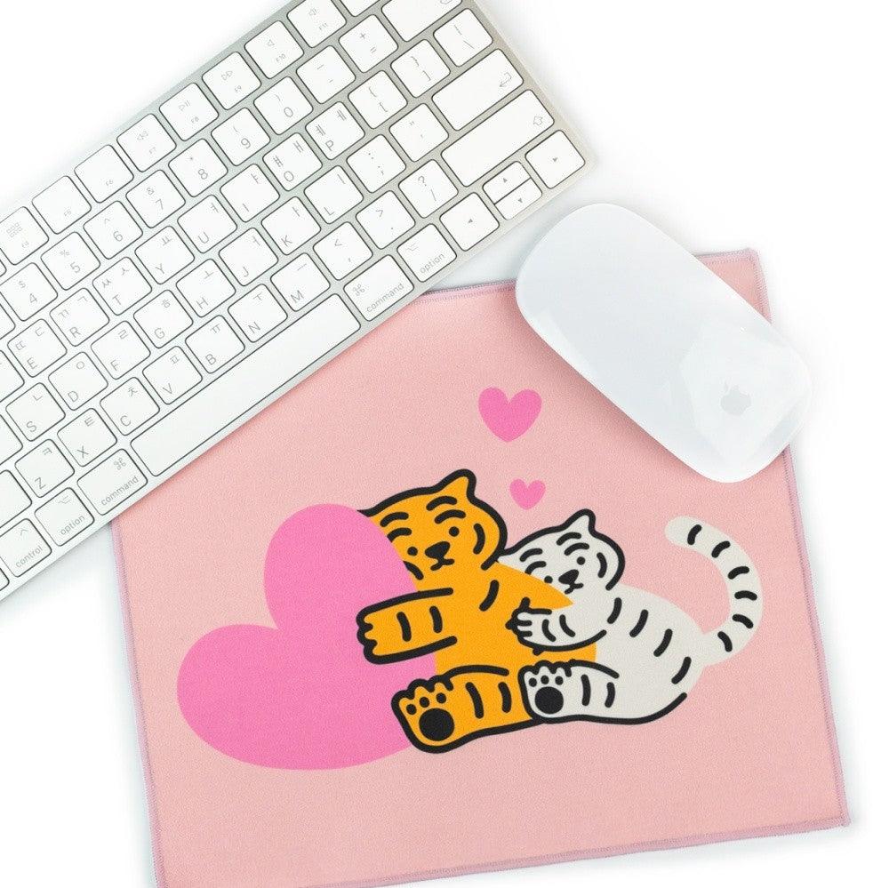 Muzik Tiger Hug Tiger Mouse Pad 滑鼠墊 - SOUL SIMPLE HK